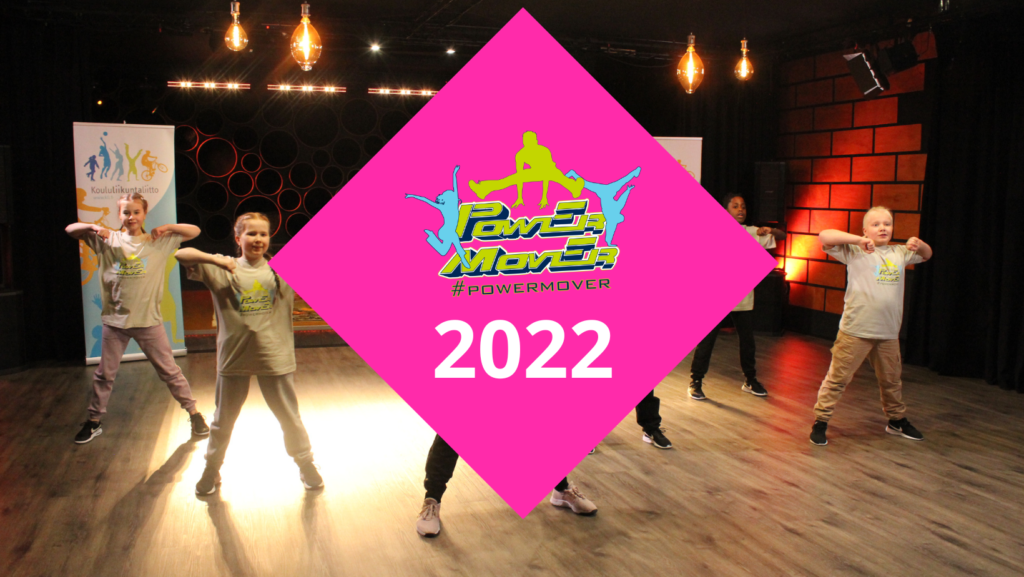 Kuvakaappaus vuoden 2022 videosta. Päällä pinkki neliö, jossa Power Mover logo sekä vuosiluku 2022.